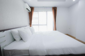 Hotels in Khan Ham